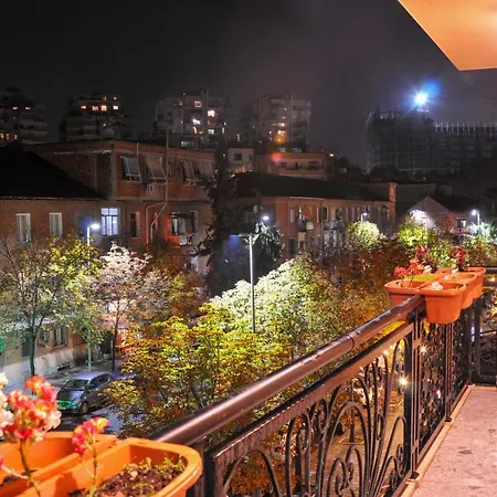 Fleeville Apartment